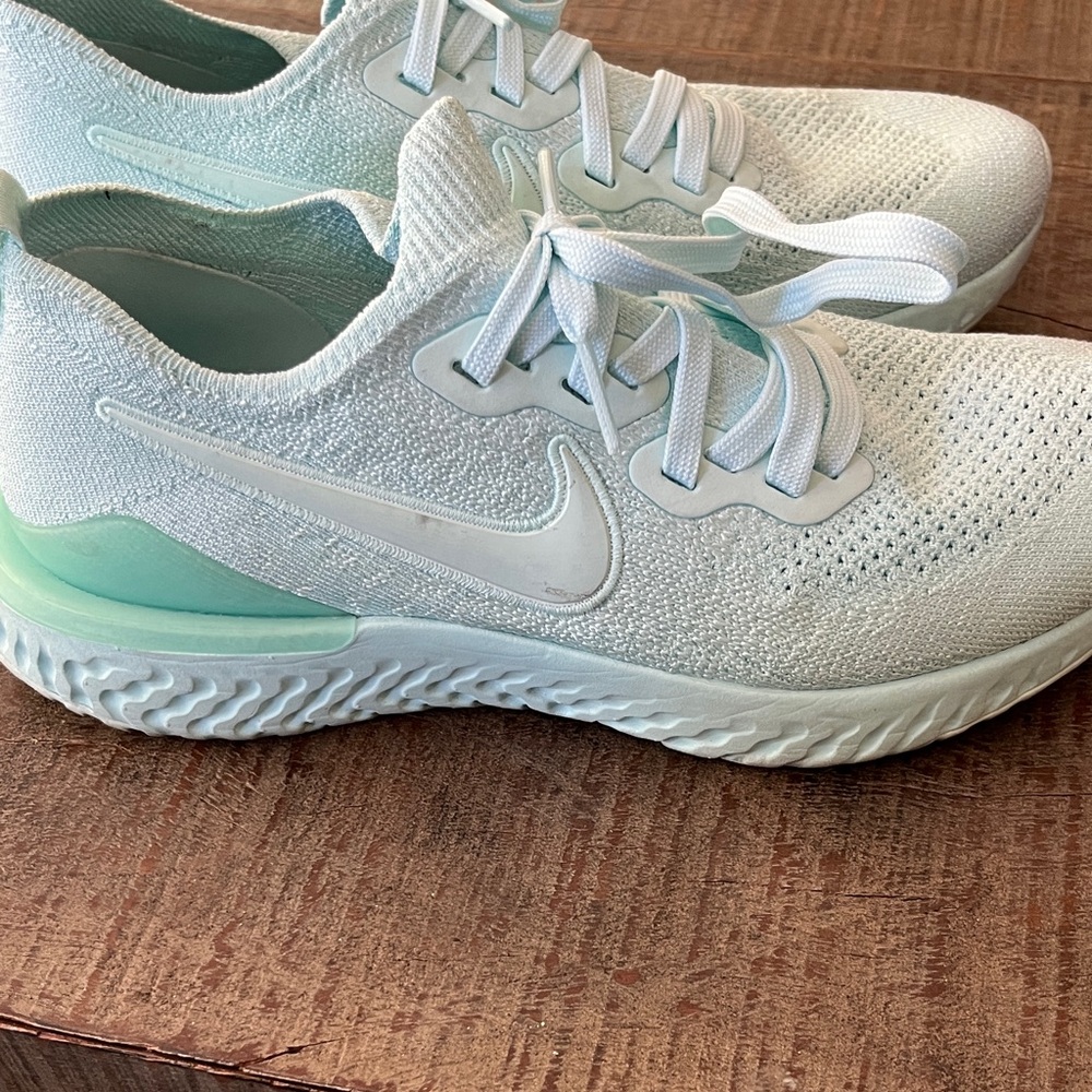 Nike Women's Mint Green/White Running Sneakers - Picture 5 of 10